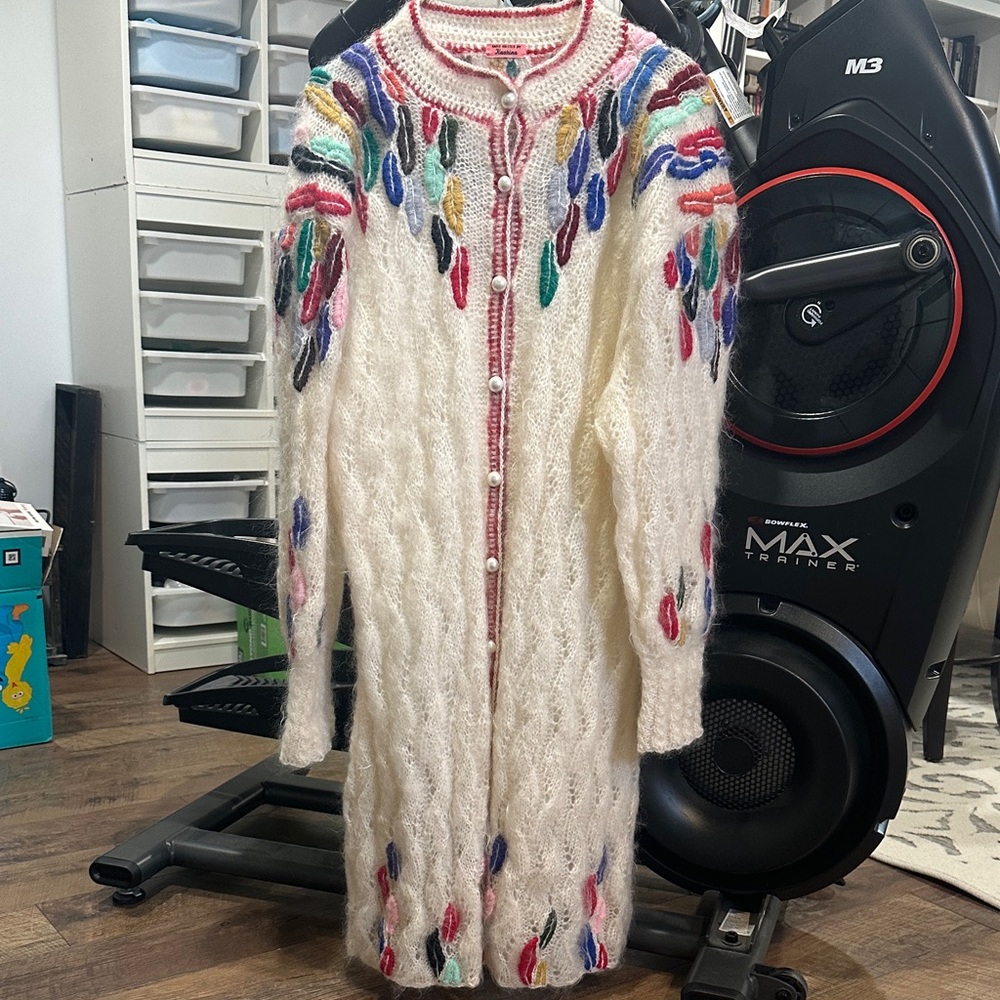 Multicolored Feather Pattern Women's Cardigan